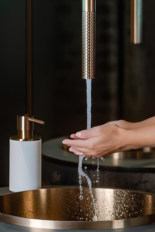 Дозатор Gessi316, настольный, ⌀75хh190 мм, цвет White/Copper Brushed PVD - изображение 1