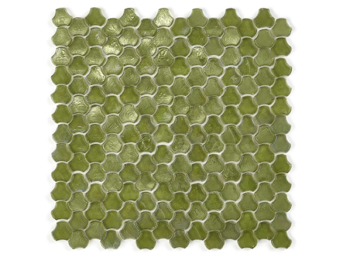 На изображении товар Sicis Стеклянная мозаика Clover Greenery chips size 25 mm sheet-size 286x283 mm от официального представителя в Москве