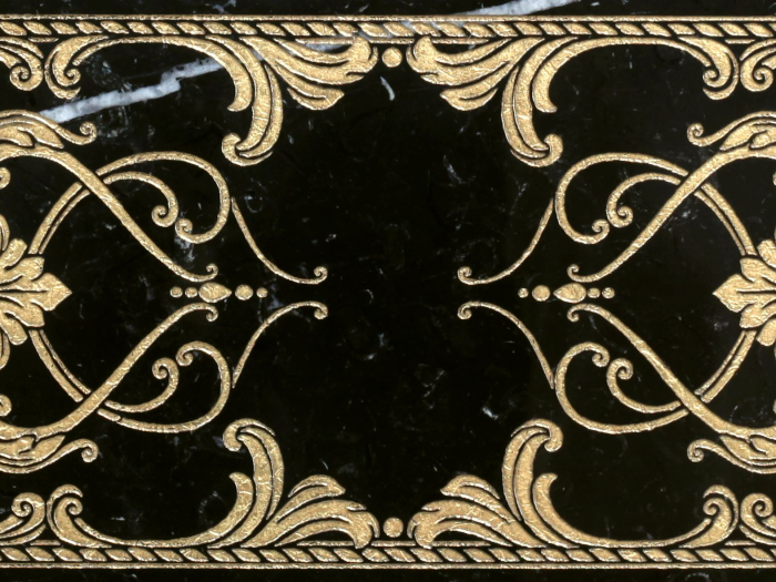 На изображении товар Akros Venezia Камень Luxurious Clio border Nero Marquinia Gold DIM 19.8X40X1 от официального представителя в Москве