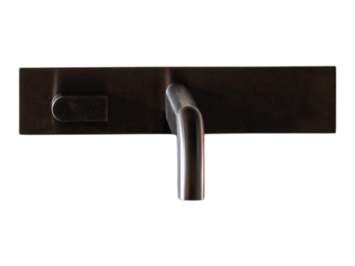 На изображении товар Смеситель для раковины CEA Design Sixty, настенный, однорычажный, прогрессивный, длина излива 200 мм, рычаг слева, цвет Black Ivory от официального представителя в Москве