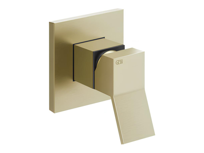 На изображении товар Смеситель Gessi Rettangolo K, настенный, однорычажный на 1 выход, внешняя часть, цвет Brass Brushed PVD от официального представителя в Москве