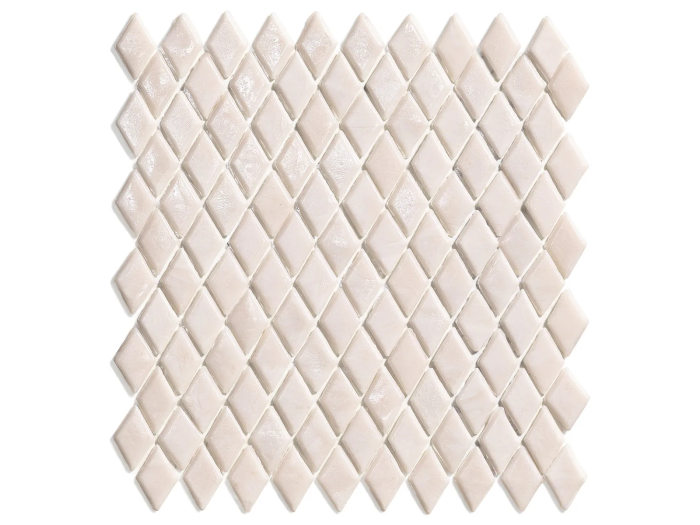 На изображении товар Sicis Стеклянная мозаика Diamond ITEM T45 Argyle chips size 23х40 mm sheet size 251x253 mm от официального представителя в Москве