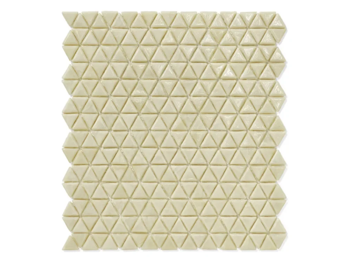 На изображении товар Sicis Смальтовая мозаика Trigono Mosaic Avorio chips size 19x21 mm sheet-size 284x300 mm от официального представителя в Москве