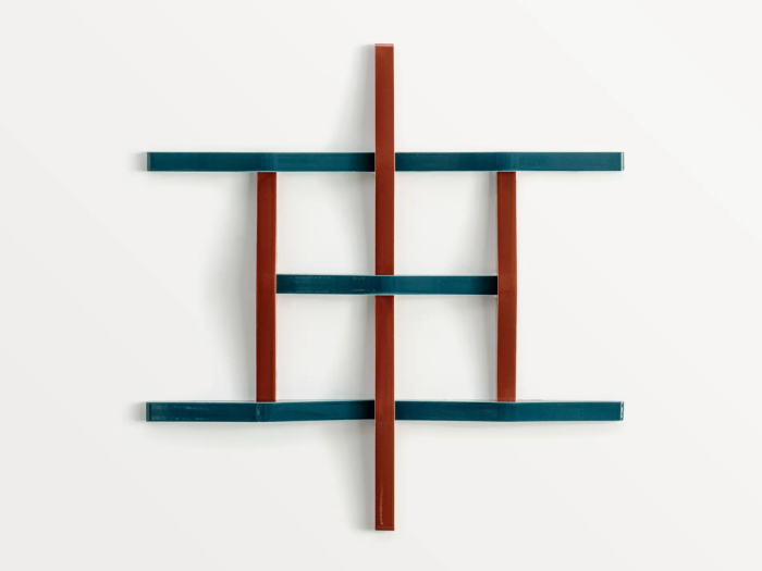 На изображении товар Mutina Керамическая плитка Adagio Rosso + Blu 2,7x30 от официального представителя в Москве