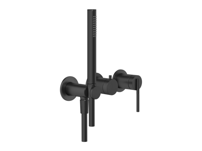 На изображении товар Смеситель для ванны Gessi Ingranaggio, настенный, на 2 потребителя, с ручным душем, встраиваемый, цвет Matte Black от официального представителя в Москве