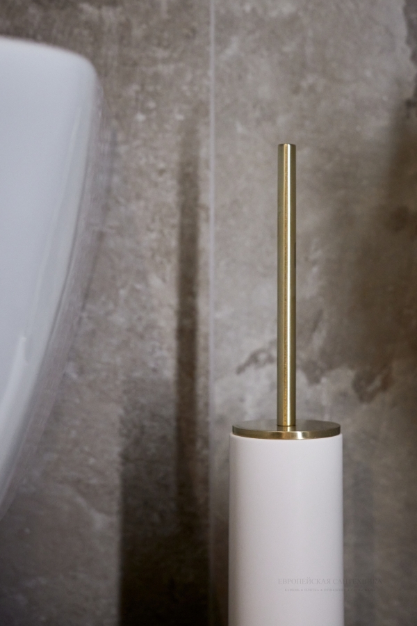 Ёршик Gessi 316, напольный, цвет White/Brass Brushed PVD - изображение 2