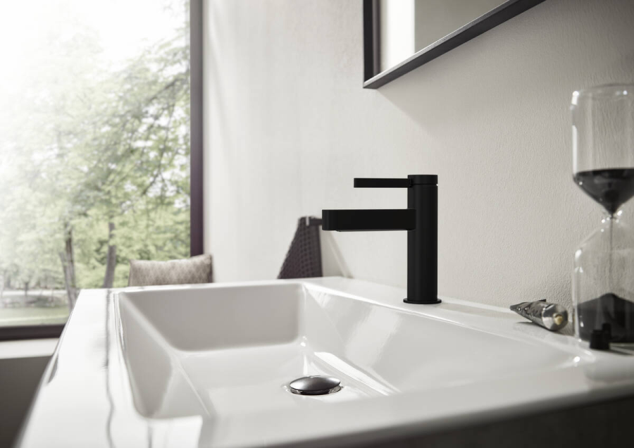 Смеситель для раковины Hansgrohe Finoris, однорычажный, с донным клапаном, цвет чёрный матовый - изображение 1