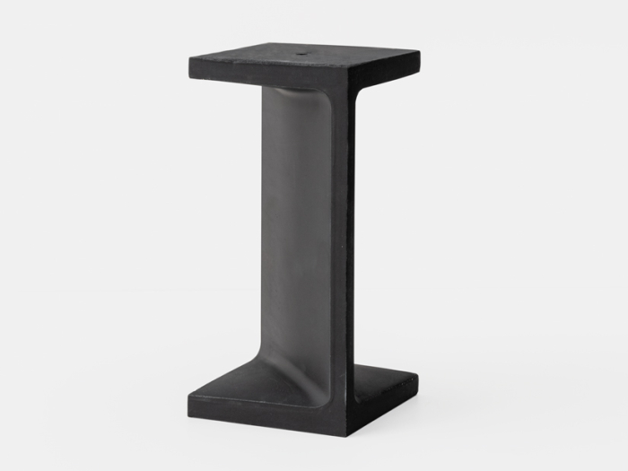 На изображении товар Mutina Керамика Mistral Black 12,5X25,5 от официального представителя в Москве