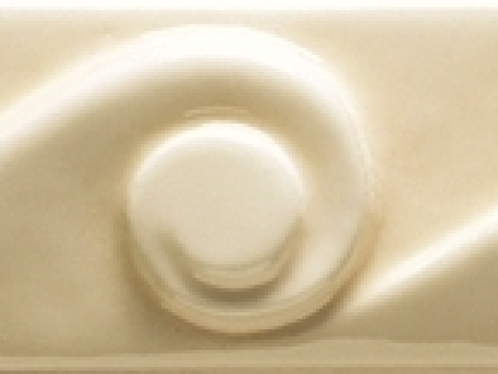 На изображении товар CERAMICHE GRAZIA Бордюр ESSENZE ONDA 3X26 GELSOMINO от официального представителя в Москве