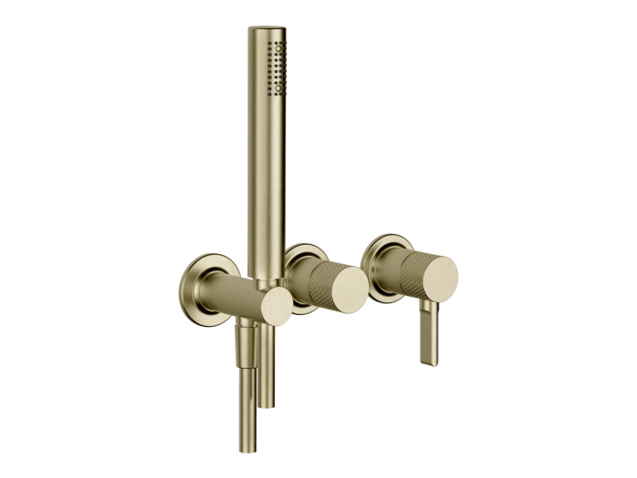 На изображении товар Смеситель Gessi Inciso, настенный, с переключателем и ручным душем, на 2 выхода, встраиваемый, цвет Brushed Brass PVD от официального представителя в Москве