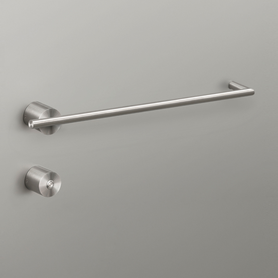 Полотенцесушитель CEA Design Equilibrio, электрический, настенный, 1хL-580 мм, кнопка вкл., сталь, цвет сатинированное светлое золото - изображение 1