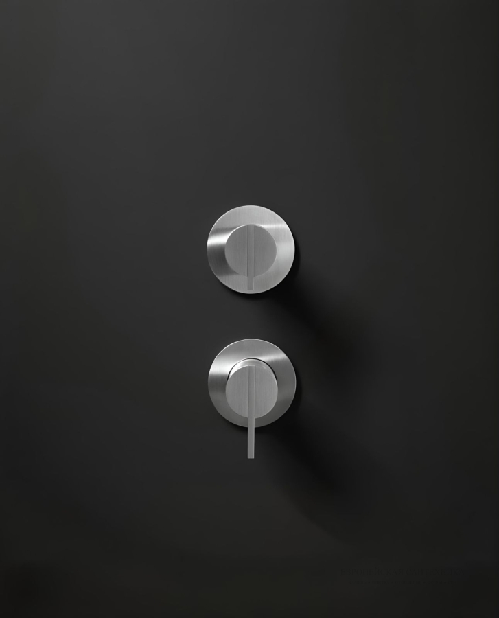Термостатический смеситель Antonio Lupi Essentia, внешняя часть, цвет Satin Steel - изображение 2