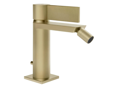 На изображении товар Смеситель для биде Gessi Inverso, однорычажный, с донным клапаном и соединительными шлангами, Н-156 мм, цвет Brushed Brass PVD от официального представителя в Москве